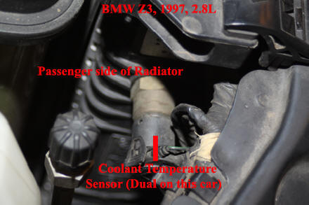 BMW Z3: Location of coolant temperature sensor.